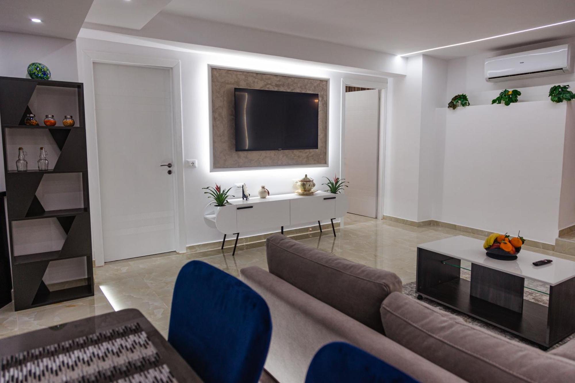 Mon Prive Apartment Tirana Buitenkant foto