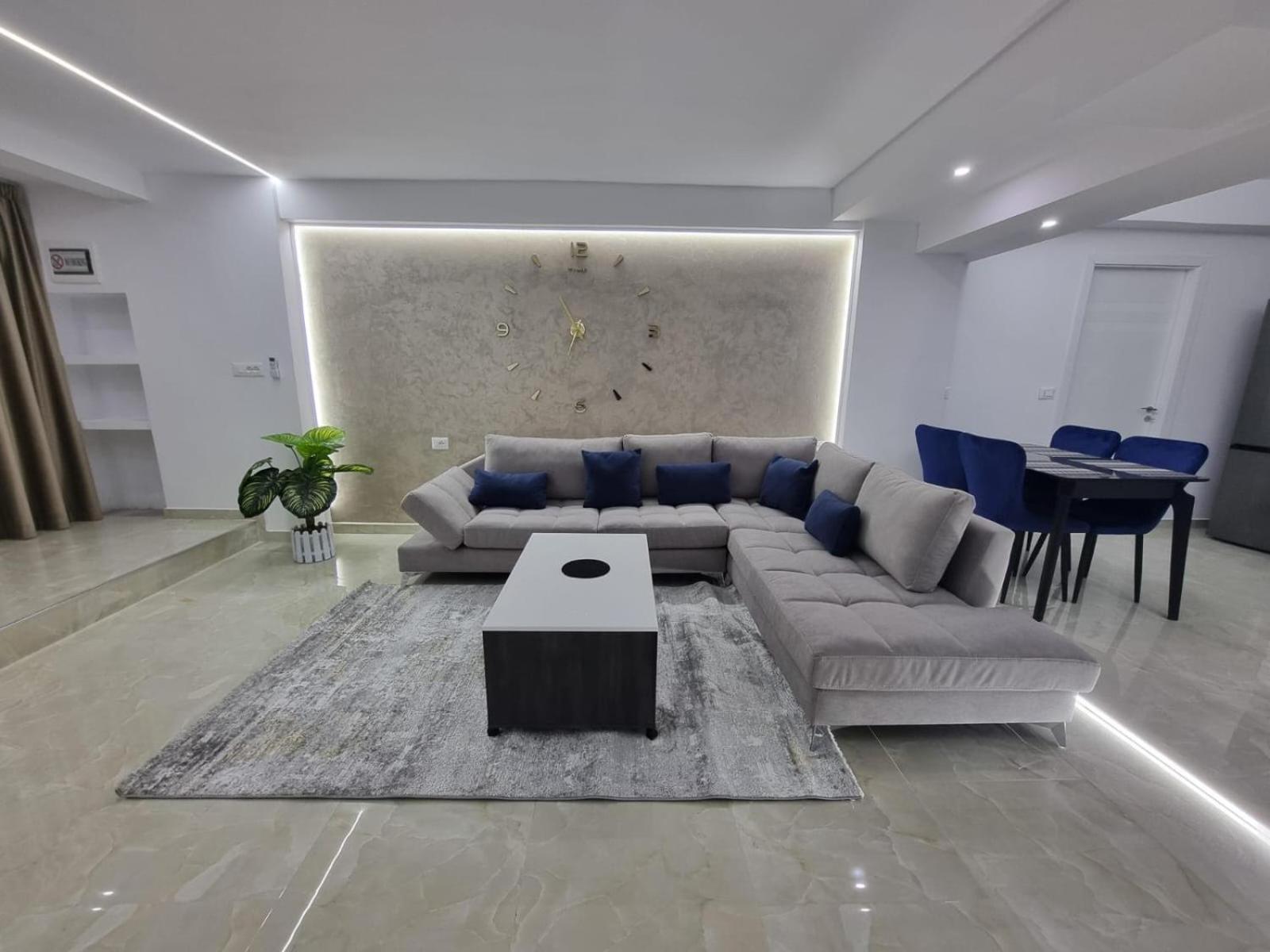 Mon Prive Apartment Tirana Buitenkant foto