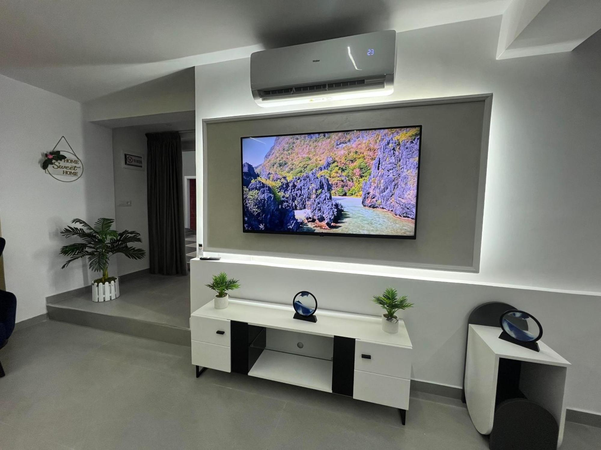 Mon Prive Apartment Tirana Buitenkant foto