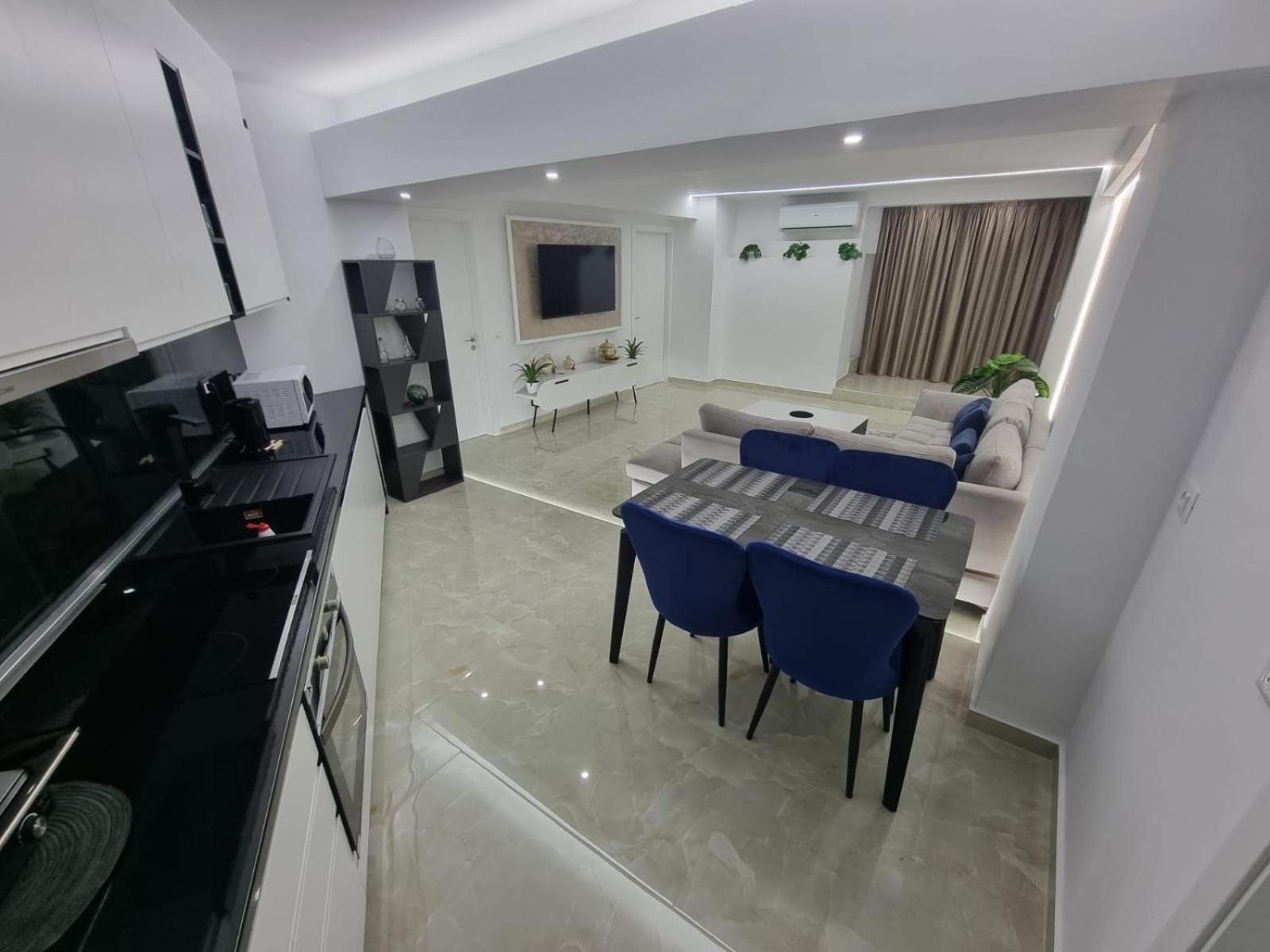 Mon Prive Apartment Tirana Buitenkant foto